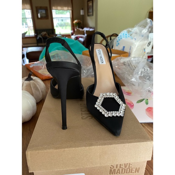 Steve Madden Heels - Picture 3 of 8